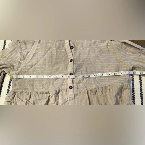 VICI Miou Muse Garrett Tiered Babydoll Tunic Dress Beige - Picture 10 of 10